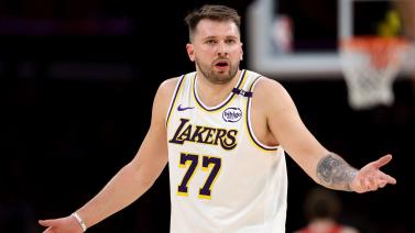 足球不僅是 足球不僅是